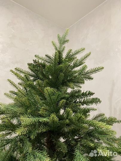 Елка искусственная