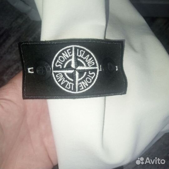 Stone island кофта белая