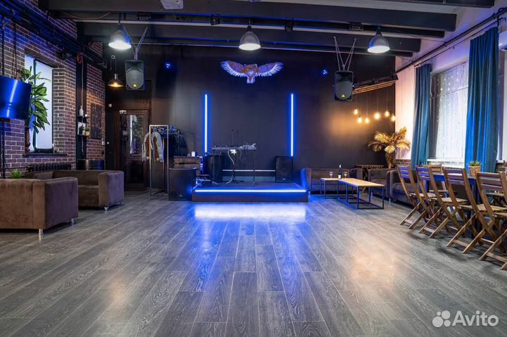 Лофт с караоке, сценой, барбекю, верандой