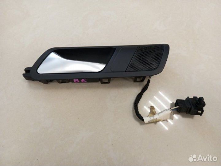 Ручка двери внутренняя задняя левая Volkswagen