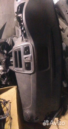 Рено логан 2 щиток приборов.торпеда