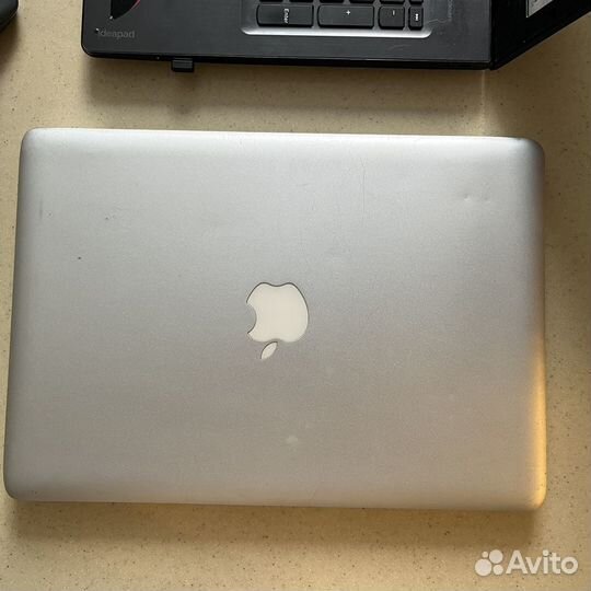 Macbook Pro 13 Mid 2010