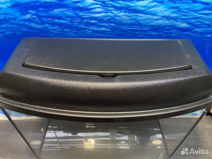 30 л. С пластиковой крышкой