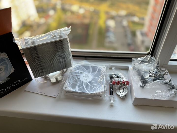 ID-Cooling SE-224-XTS White