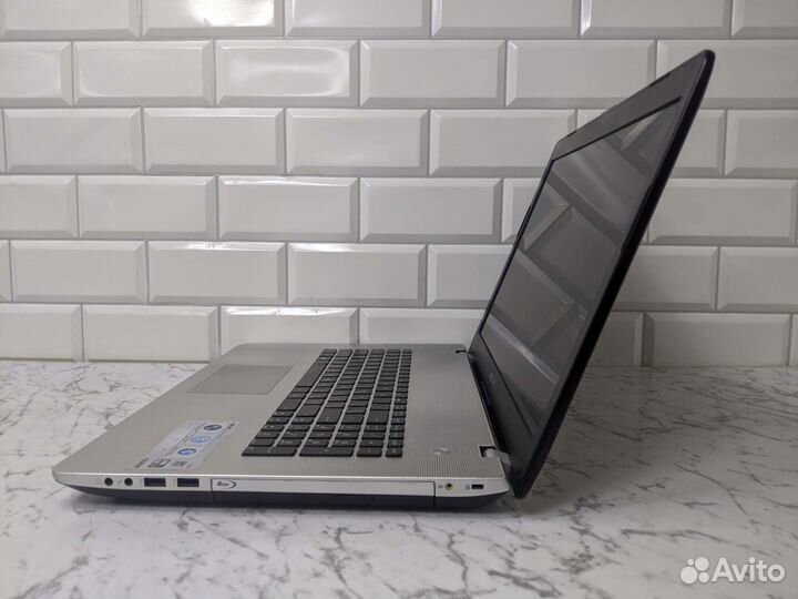 Ноутбук Asus core i7+ram 8 gb+SSD+HDD