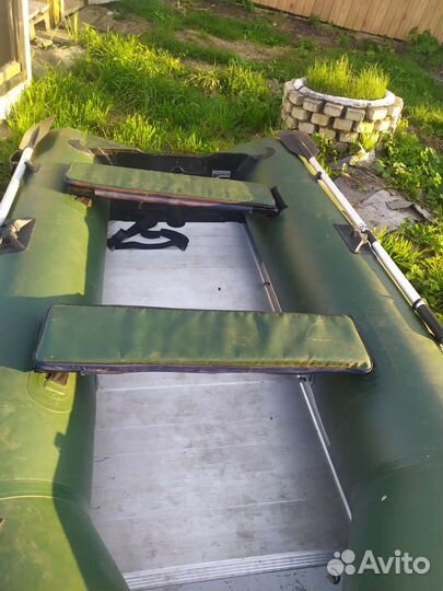 Лодка Nissamaran