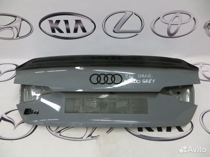 Крышка дверь багажника Audi A4S B9