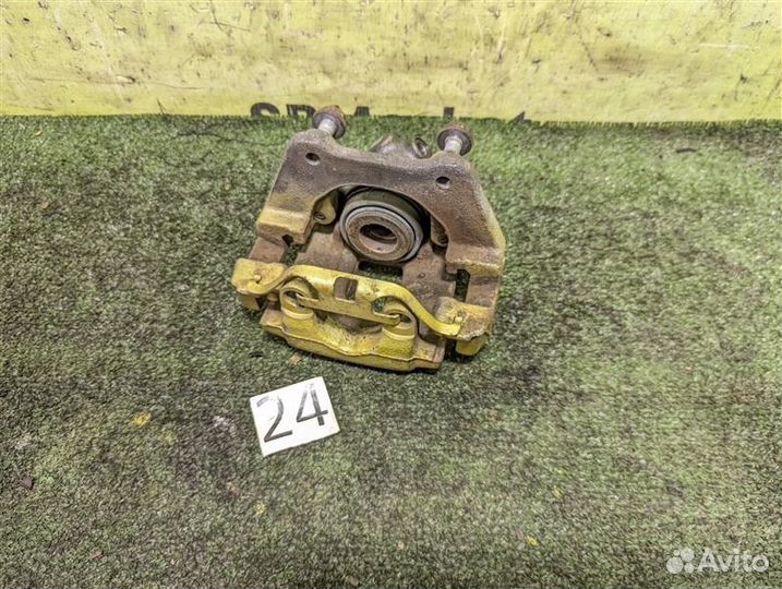 Суппорт задний правый Bmw X3 E83 M54B30 2005