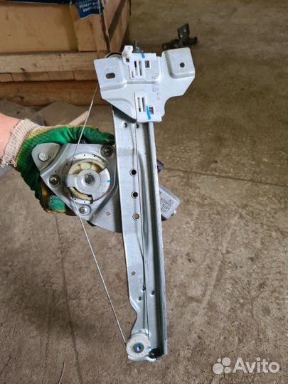 Стеклоподъемник задний правый LADA Largus K4M 2016