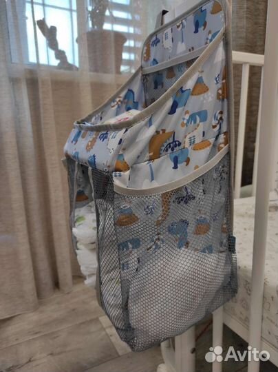 Органайзер на кроватку