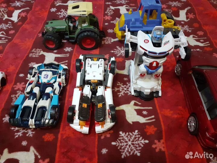 Машинки-трансформеры, трактора