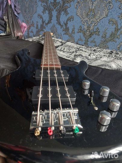 Бас гитара Cort Action-HH4-BK Action series