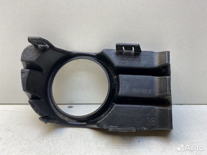 Решётка в бампер левая Renault Megane II 2002-2009