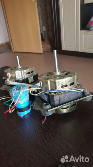Продам 2 двигателя от стиральной машины