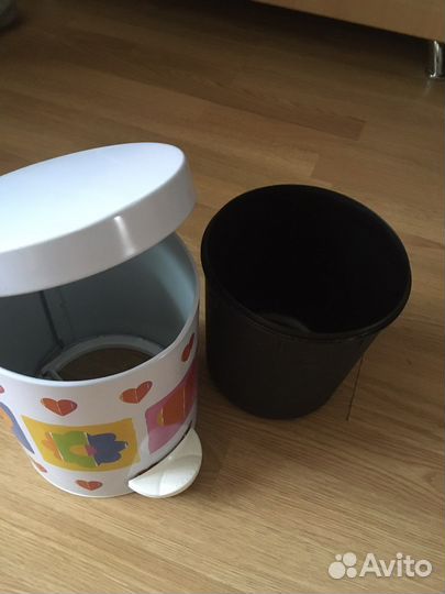 Ведерко для мусора