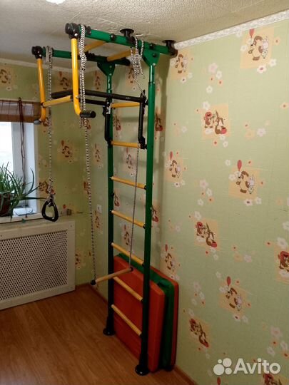 Детская шведская стенка