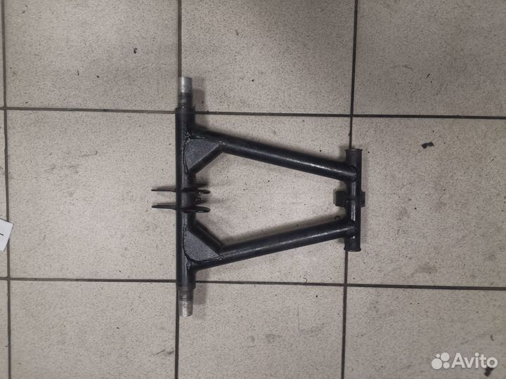 Маятник задний Arctic Cat xf800