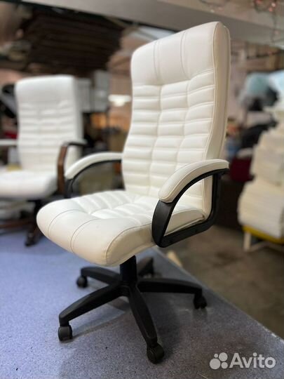 Кресло офисное