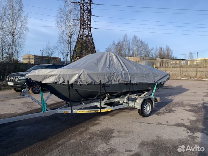 Катер Berkut M-Fisher
