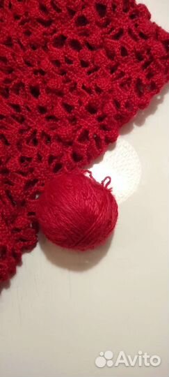 Ажурная шаль ручной работы