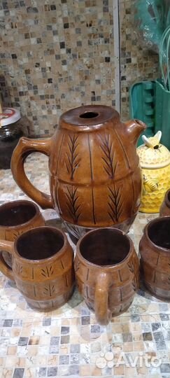 Глиняный кувшин