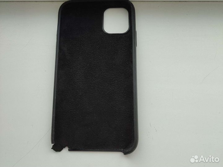 Чехол на iPhone 11