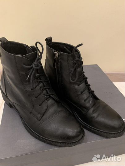 Ботинки женские