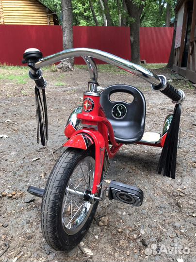 Детский велосипед Schwinn roadster trike