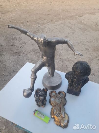 Статуэтка,бюст,фигурка