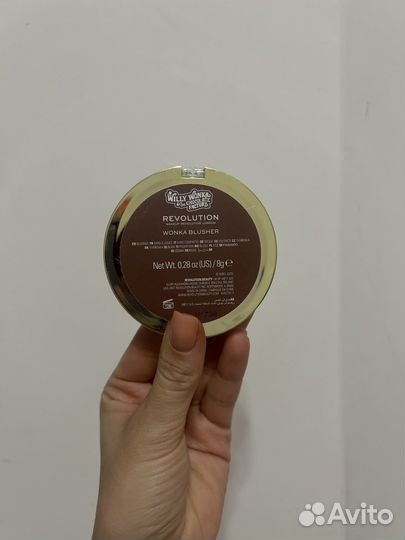 Revolution румяна