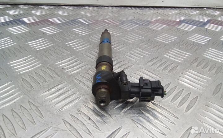 Форсунка дизельная citroen C-crosser 2007-2011 201