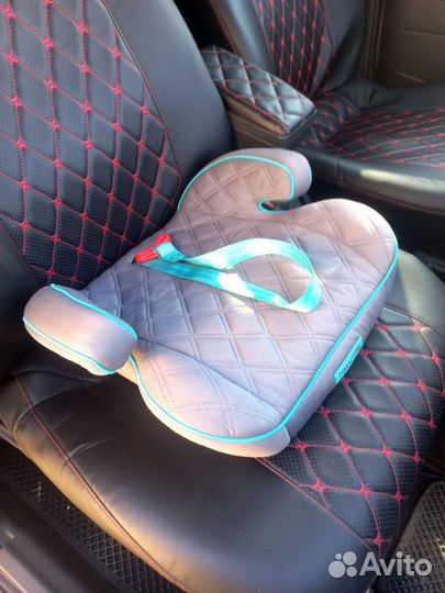 Детский бустер автомобильный