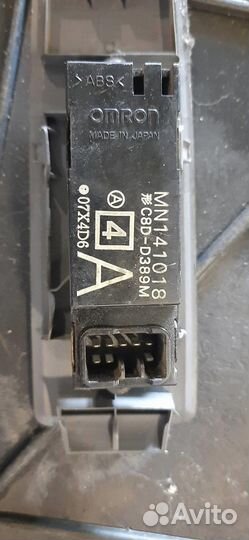 Кнопка стеклоподъемника mitsubishi Colt (Z3) 200