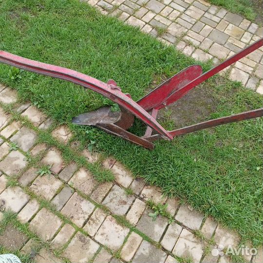 Конный плуг