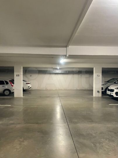 Машиноместо, 18 м²
