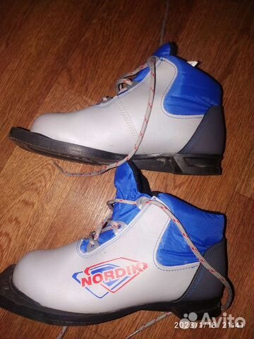 Лыжные ботинки детские 34 размер