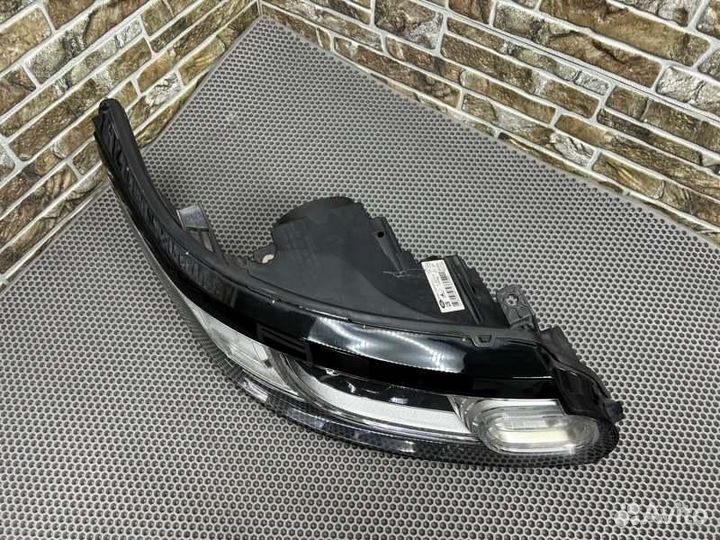 Фара правая Land Rover Range Rover Sport