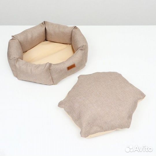 Лежанка шестиугольная, 52 х 50 х 15 см, рогожка