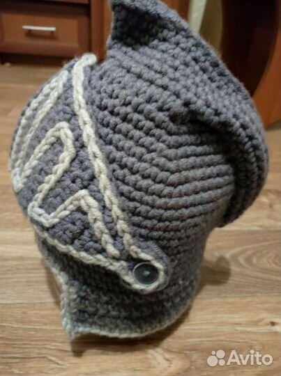 Шапка вязаная шлем