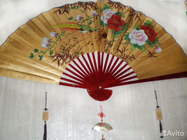 Веер настенный