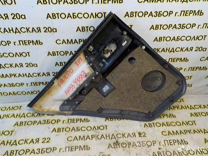 Обшивка двери задней правой Mitsubishi Pajero III