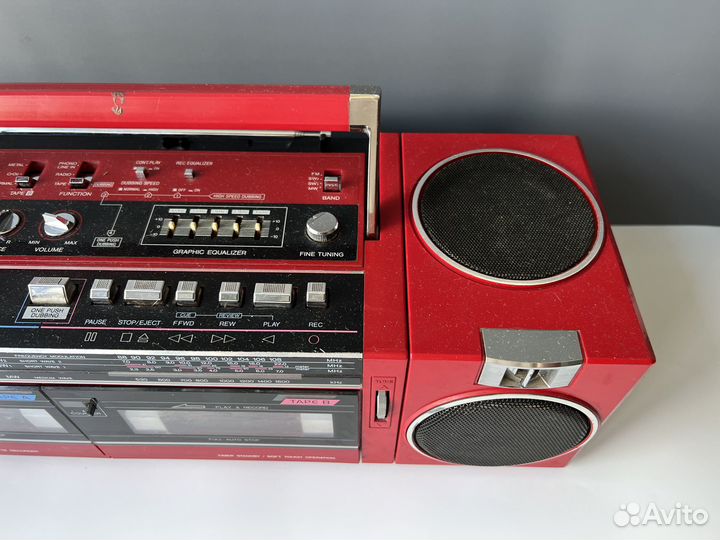 Ретро магнитофон Sanyo M-W24K. Япония. Кассетный