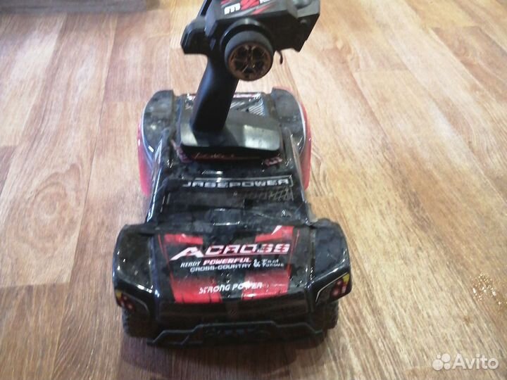 Машинка на радиоуправлении