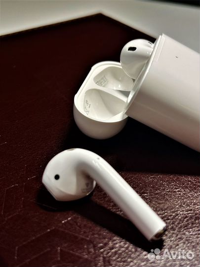 AirPods 2 Premium + чехол