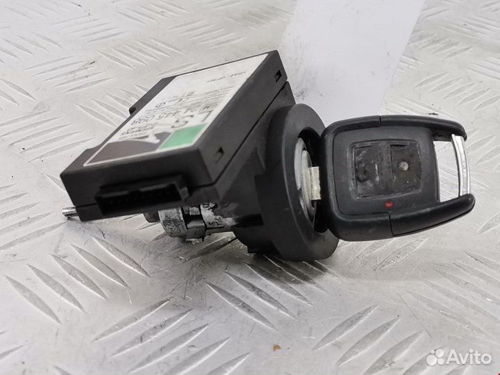 Замок зажигания для Opel Zafira A 93172805