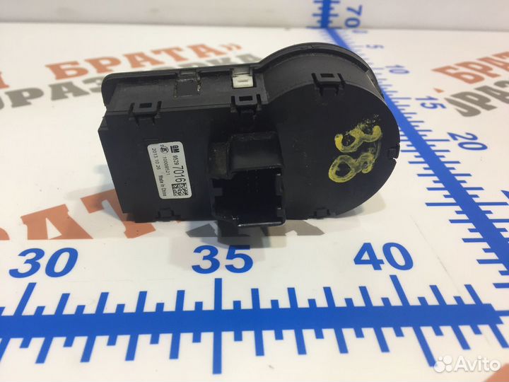 Шевроле Авео Переключатель света