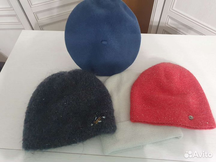 Шапки женские зимняя и весенние