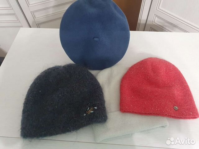 Шапки женские зимняя и весенние