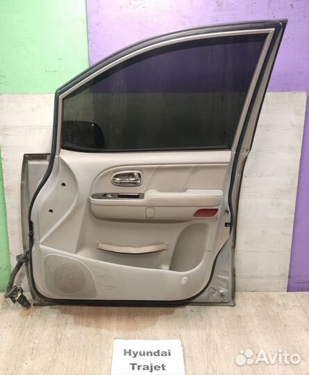 Дверь передняя Rh Hyundai Trajet, 2003г