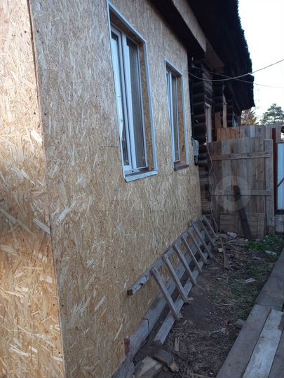 Дом 35 м² на участке 8 сот.